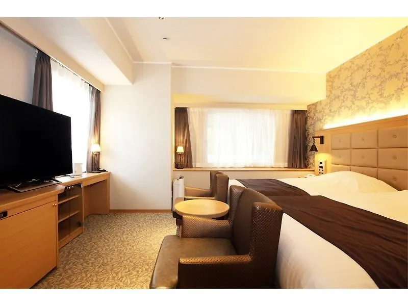 Kobe Luminous Hotel Sannomiya 4*,